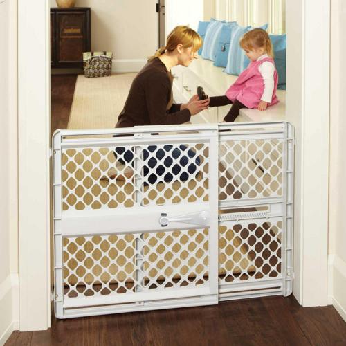 Toddleroo by North States 26 -42 Easy Use Baby Gate, Classic Gray